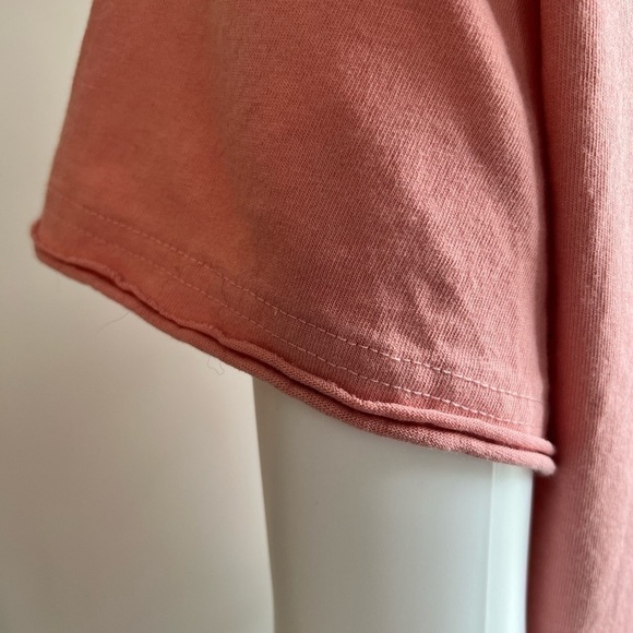 MISSLOOK | Roll Sleeve T-Shirt Peach with Daisy Front Graphic - Picture 3 of 3